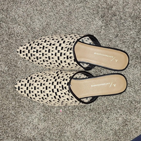 Anthropologie "Nisolo" go-to slip-on flats mules - woven leather - beige/black - Picture 8 of 11